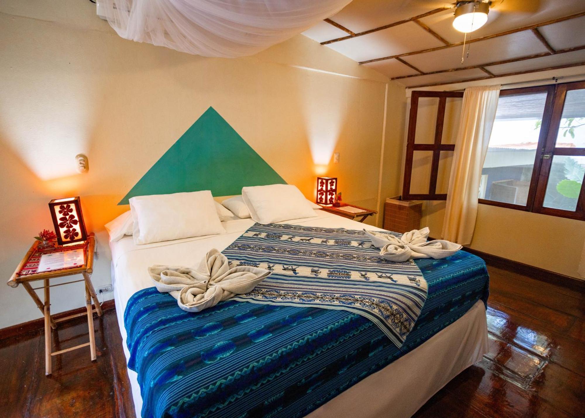 Bed and Breakfast Casa Marimba Ла-Лагуна Экстерьер фото