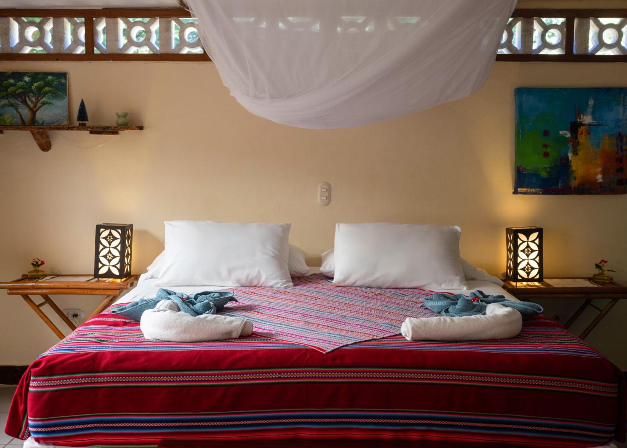 Bed and Breakfast Casa Marimba Ла-Лагуна Экстерьер фото